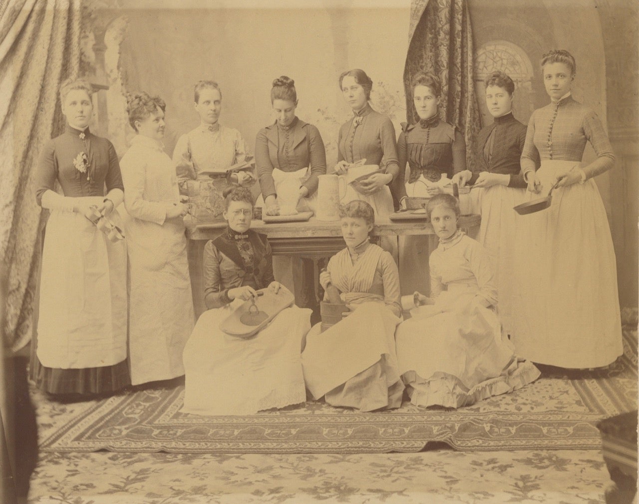 Item #6926 [Fannie Farmer and her classmates at the Boston Cooking School or at Miss Farmer's School of Cookery]. Fannie Farmer, Elmer Chickering, photographer.